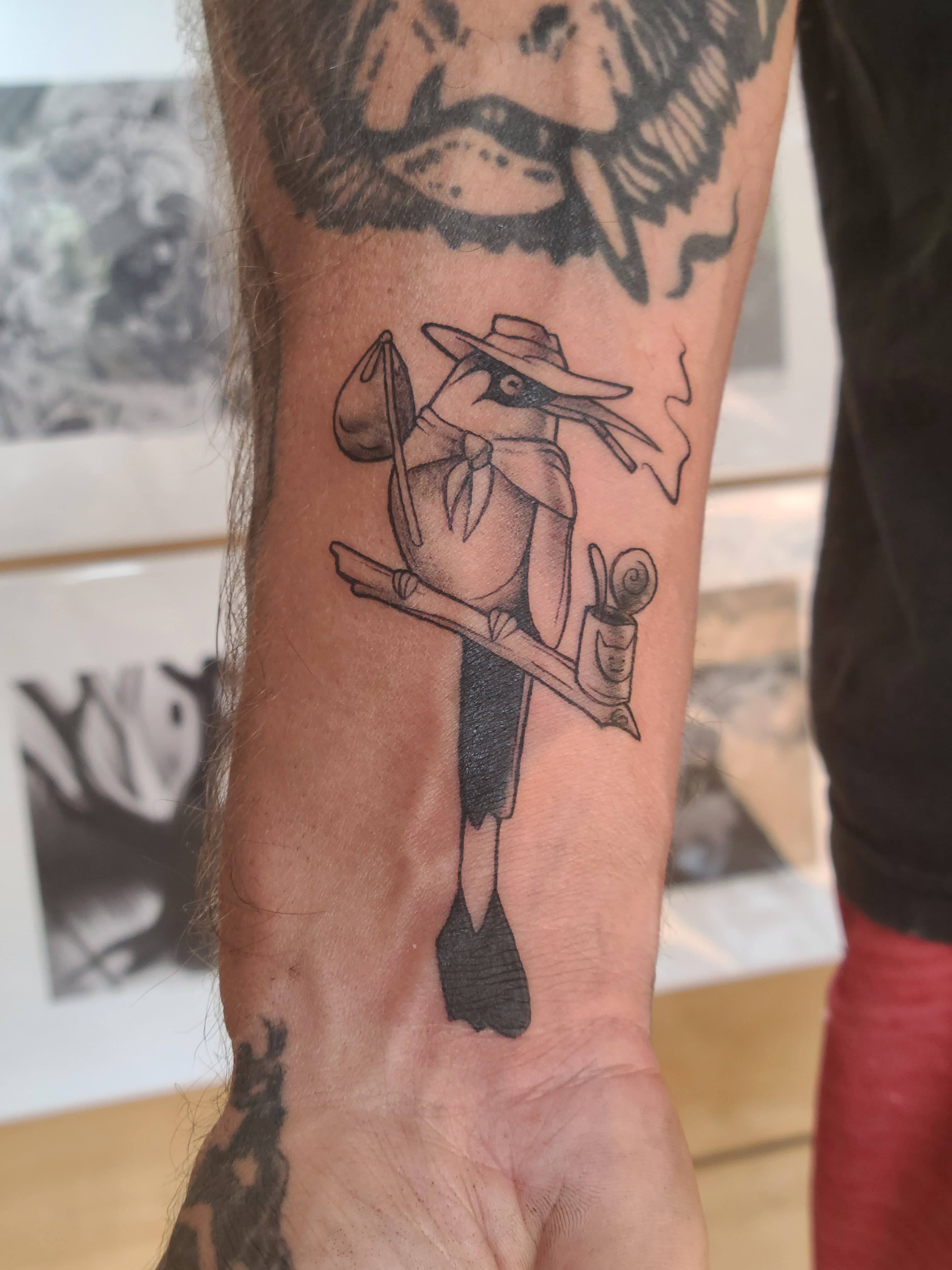 neo-traditional fine line tattoo by Tommy Lovold at Lucky Dogs Tattoo Santa Teresa, Costa Rica (photo 7)